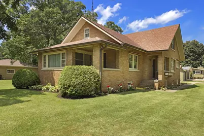 226 S 2nd St, Silver Lake, WI 53170 - Photo 1