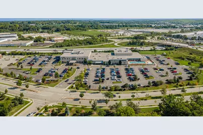 N85W15700  Ridge Rd #205, Menomonee Falls, WI 53051 - Photo 43