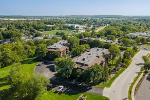 N85W15700 Ridge Rd, Menomonee Falls, WI 53051 - Photo 49