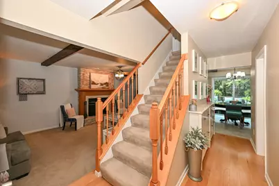 7613 S 83rd St, Franklin, WI 53132 - Photo 5