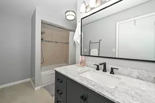 7613 S 83rd St, Franklin, WI 53132 - Photo 23