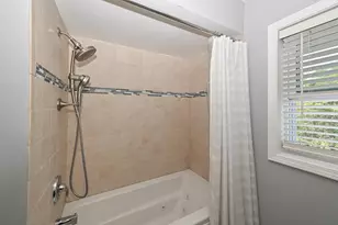 7613 S 83rd St, Franklin, WI 53132 - Photo 25