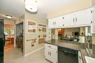 7613 S 83rd St, Franklin, WI 53132 - Photo 11