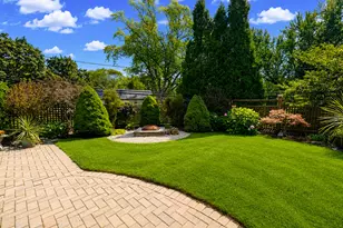 111 W Daphne Rd, Glendale, WI 53217 - Photo 39