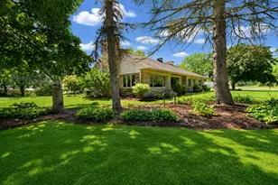 111 W Daphne Rd, Glendale, WI 53217 - Photo 41