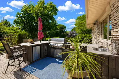 111 W Daphne Rd, Glendale, WI 53217 - Photo 35