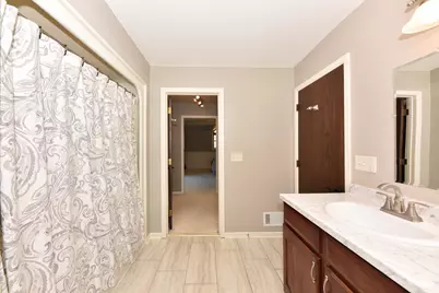 W257N5671  North Hill Dr, Lisbon, WI 53089 - Photo 23