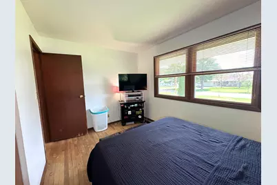 137  Marino Ave, Delavan, WI 53115 - Photo 17