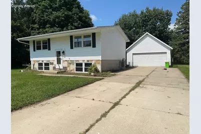 137  Marino Ave, Delavan, WI 53115 - Photo 1