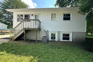 137 Marino Ave, Delavan, WI 53115 - Photo 3