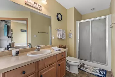 1823  Deer Path -, Waukesha, WI 53189 - Photo 15