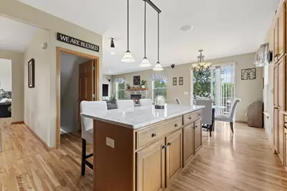 1823  Deer Path -, Waukesha, WI 53189 - Photo 5
