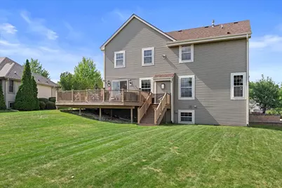 1823  Deer Path -, Waukesha, WI 53189 - Photo 25