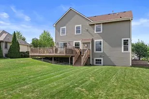 1823 Deer Path, Waukesha, WI 53189 - Photo 25