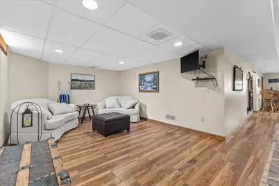 1823  Deer Path -, Waukesha, WI 53189 - Photo 23