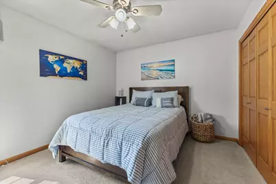 1823  Deer Path -, Waukesha, WI 53189 - Photo 19