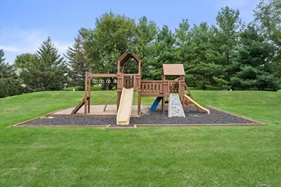 S29W30880  Wild Berry Ln, Genesee, WI 53188 - Photo 47