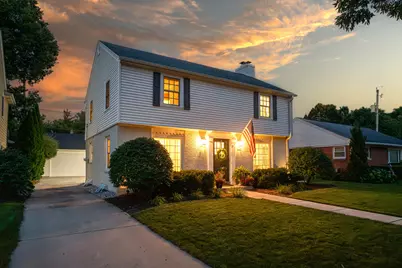 2426 N 93rd St, Wauwatosa, WI 53226 - Photo 3