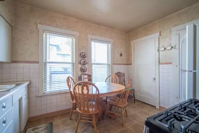 2172 S 84th St #2174R, 2176R, West Allis, WI 53227 - Photo 5