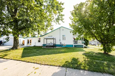 416  O'Connell St, Watertown, WI 53094 - Photo 3