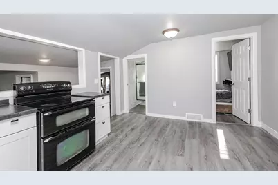 416  O'Connell St, Watertown, WI 53094 - Photo 15