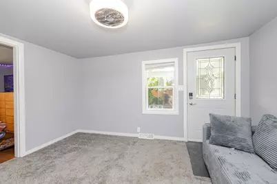 416  O'Connell St, Watertown, WI 53094 - Photo 9