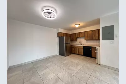 N114W16680  Crown Dr #6, Germantown, WI 53022 - Photo 21
