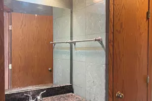 N114W16680 Crown Dr, Germantown, WI 53022 - Photo 3