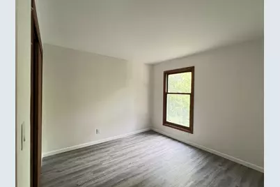 N114W16680  Crown Dr #6, Germantown, WI 53022 - Photo 5