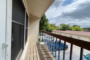 N114W16680 Crown Dr, Germantown, WI 53022 - Photo 15