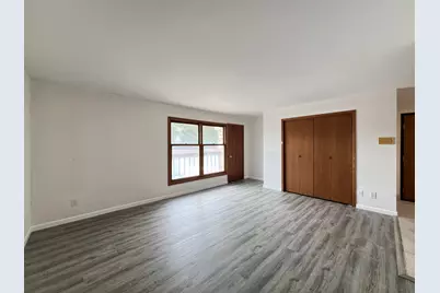 N114W16680  Crown Dr #6, Germantown, WI 53022 - Photo 19