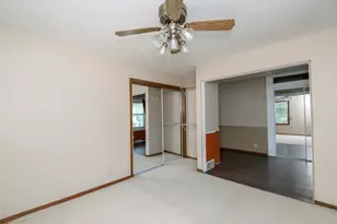 1320 Camden Way, Waukesha, WI 53186 - Photo 13