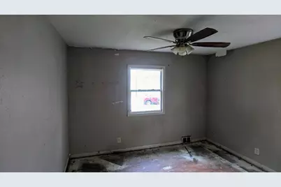 4912 N 22nd St, Milwaukee, WI 53209 - Photo 13
