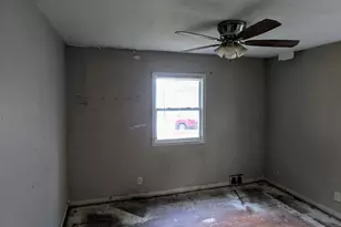 4912 N 22nd St, Milwaukee, WI 53209 - Photo 13