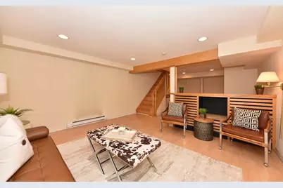 2220  Stonecroft Dr, Grafton, WI 53024 - Photo 29