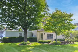 2220 Stonecroft Dr, Grafton, WI 53024 - Photo 35