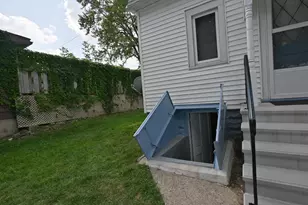 5411 W Wells St, Milwaukee, WI 53208 - Photo 9