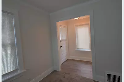 5411 W Wells St, Milwaukee, WI 53208 - Photo 17