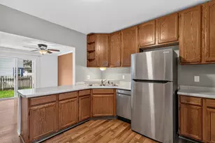 313 E Laflin Ave, Waukesha, WI 53186 - Photo 9