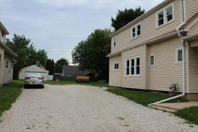 4319 S Quincy Ave, Milwaukee, WI 53207 - Photo 3