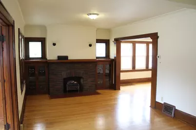 4319 S Quincy Ave, Milwaukee, WI 53207 - Photo 11