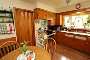 2141 S Livingston Terrace, West Allis, WI 53219 - Photo 29