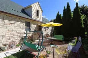 2141 S Livingston Terrace, West Allis, WI 53219 - Photo 7