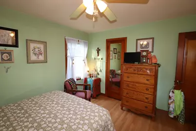 2141 S Livingston Ter, West Allis, WI 53219 - Photo 31