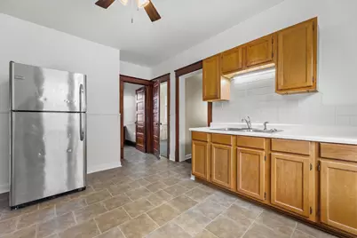 1742 N Pulaski St #1744, Milwaukee, WI 53202 - Photo 13