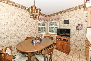 809 Mackinac Ave, South Milwaukee, WI 53172 - Photo 7