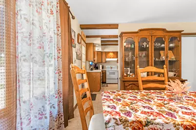 891 E Daffodil Ln, Beloit, WI 53511 - Photo 17
