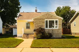 1814 19th St, La Crosse, WI 54601 - Photo 1