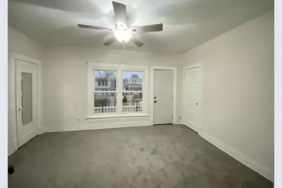 1009 S 35th St, Milwaukee, WI 53215 - Photo 9