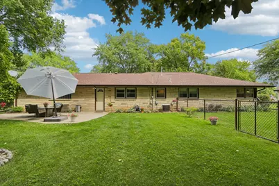 W151N6887  Glenview Dr, Menomonee Falls, WI 53051 - Photo 35